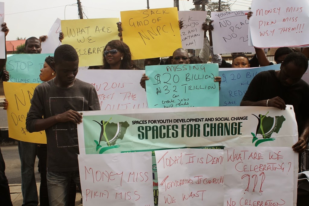 PHOTOSPEAK: PROTEST MARCH AGAINST THE MYRIAD INJUSTICES IN NIGERIA 82