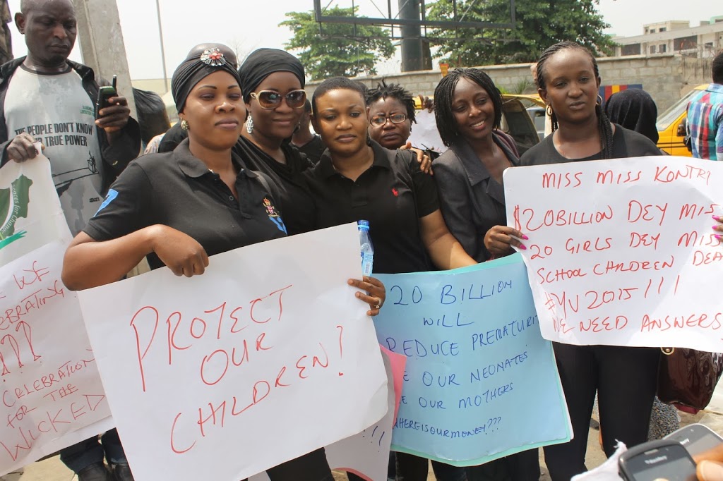 PHOTOSPEAK: PROTEST MARCH AGAINST THE MYRIAD INJUSTICES IN NIGERIA 109